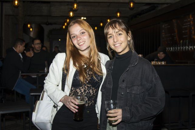 María Di Pollina y Victoria Chinellatto.