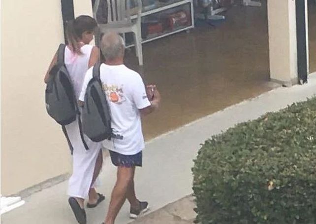 Ya no se ocultan. La imagen de Del Sel junto a su novia 20 años menor que él.&nbsp;