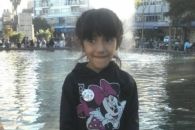 Continúa grave la nena que cayó desde un juego en una plaza