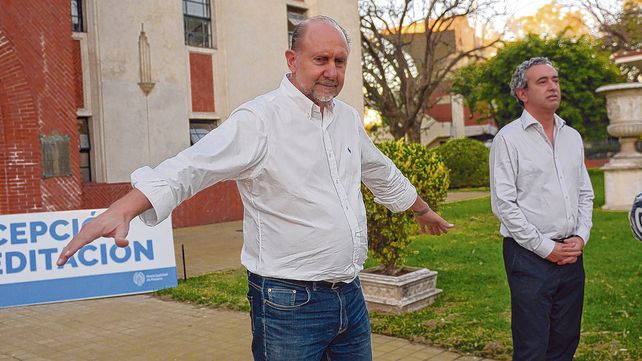 Perotti y Javkin cuando la pandemia reci&eacute;n empezaba. Hoy