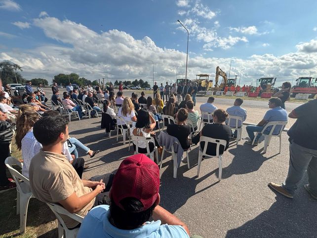 Iniciaron las obras de repavimentación y construcción de rotondas en un tramo de la ruta provincial 13