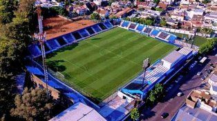 La otra misión de Colón: saber adaptarse a la cancha de Almagro