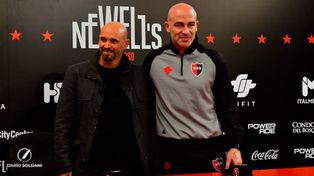 Ariel Michaloutsos presentó a Sebastián Méndez como DT de Newells, aunque no era el nombre que había apuntado.&nbsp;