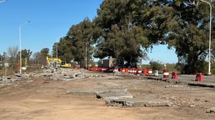 Las obras en la intersección de las rutas provinciales 13 y 66 comprenden la construcción de una nueva rotonda que facilitará la circulación y aumentará la seguridad vial.