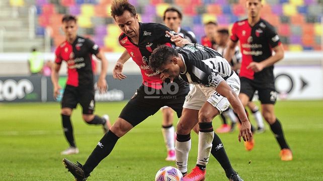 La bronca de los hinchas por este presente de Colón