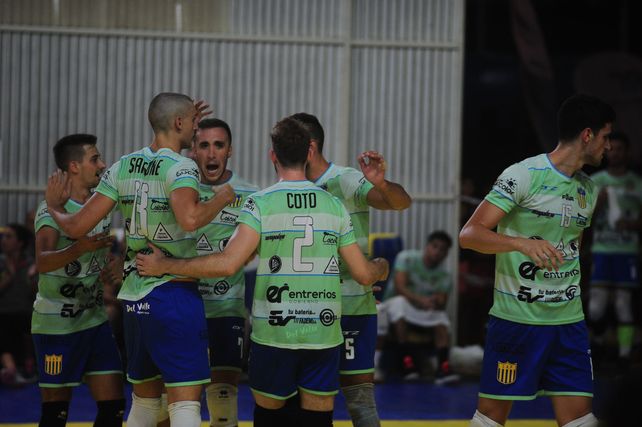 El Auriazul se qued&oacute; con un triunfo clave para festejar su clasificaci&oacute;n.