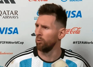Messi, a un rival: ¿Qué mirás bobo? Andá para allá