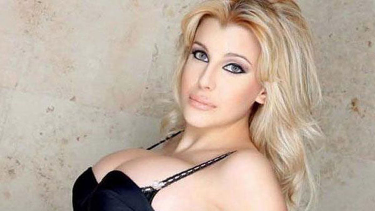 El tremendo escote de Charlotte Caniggia tras ser expulsada de GH