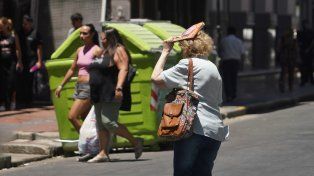 El tiempo en Rosario: sigue el calor agobiante pero se acerca el alivio