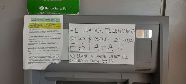 Les hicieron el cuento del tío a dos abuelos y les sacaron 330 mil pesos