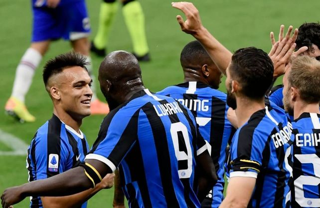 Inter enfrenta a Parma con la consigna de llegar a la punta en la Serie A de Italia. Inter enfrenta a Parma con la consigna de llegar a la punta en la Serie A de Italia.
