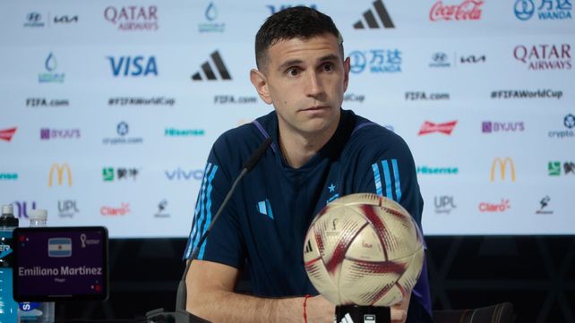 Emiliano Dibu Martínez dijo que que Francia es un gran equipo que no depende de un sólo jugador.&nbsp;