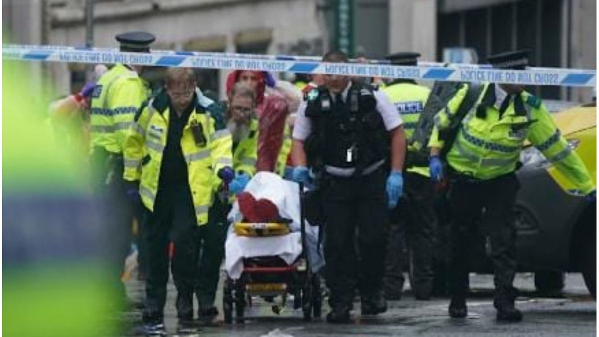 Un hombre atropelló a una multitud de hinchas del Liverpool