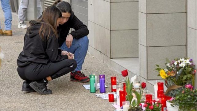 Los gemelos eran acosados por su nacionalidad y porque uno de ellos estaba en transición hacia un cambio de identidad de género y catalogaron el hecho como un caso de bullying.