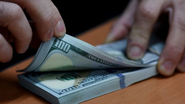 Mientras el gobierno siga empecinado en sostener al actual equipo económico