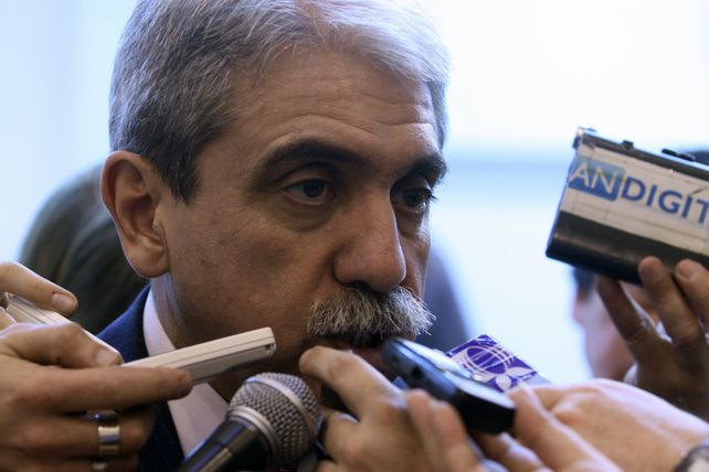 Aníbal Fernández destacó que Cristina respaldó la continuidad de Lino Barañao