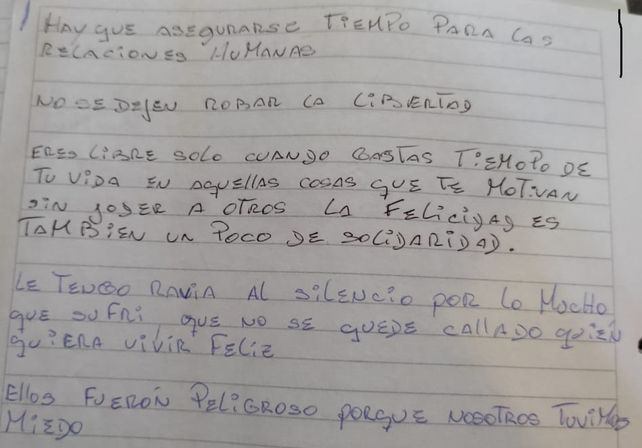 El mecánico Carlos Argüelles escribía en un cuaderno las cosas que sabía sobre Esteban Alvarado.