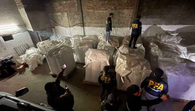 La droga estaba camuflada en un cargamento de alimento balanceado que iba a&nbsp; salir por el puerto de Rosario hacia Dubai.
