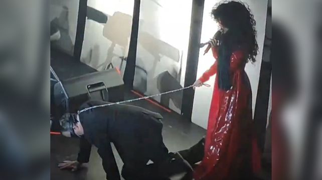 Fito Páez se subió al escenario para ser disciplinado por Lali