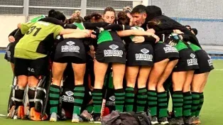 Las chicas de Duendes son las animadoras rosarinas del certamen.