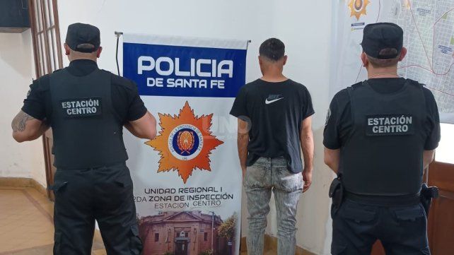 El hombre detenido por dos incendios en una vivienda en barrio Barranquitas