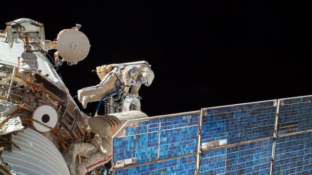 La caminata lunar en la que ingresó interferencia de un radiotaxi argentino.&nbsp;