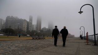 El tiempo en Rosario: viernes con niebla matutina pero que mantiene la máxima