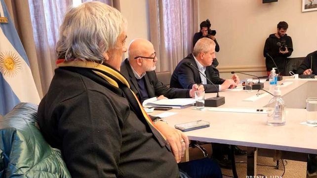 Sergio Romero de UDA durante el encuentro de reapertura de paritaria docente nacional