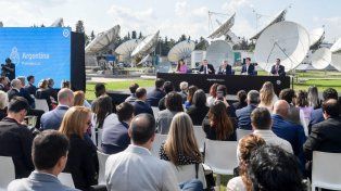 Alberto Fernández presentó plan para llevar internet a 377 pueblos y ciudades