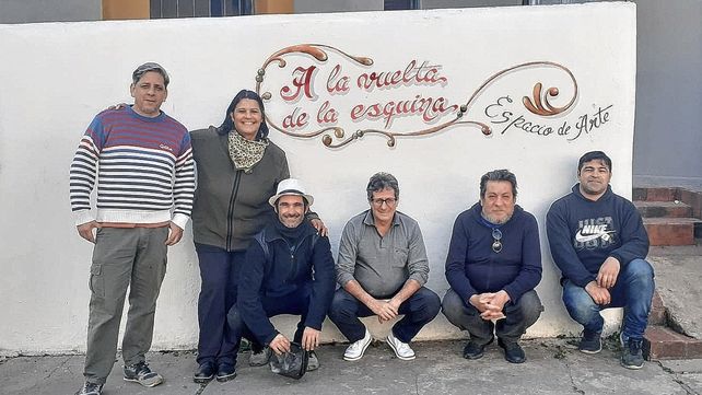 Se inaugurará la Muestra&nbsp; 1 en el espacio A la vuelta&nbsp; de la esquina de Paraná