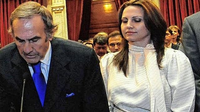 Cora, hija del ex gobernador Carlos Reutemann, se refirió al estado de salud de su papá