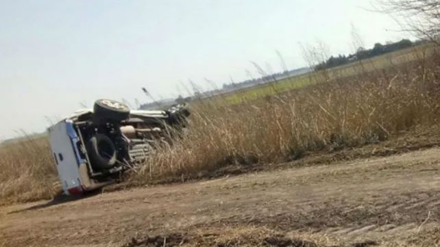 El lunes 24 de agosto de 2020 gendarmes persiguieron una camioneta que esperaba una carga de droga. La chata volcó y hubo dos muertos.