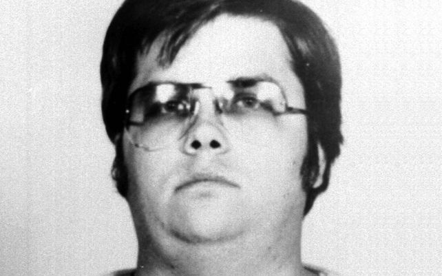 El asesino de John Lennon reveló por qué decidió matarlo: Quería ser famoso