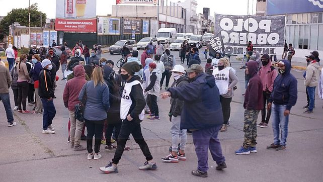 El Polo Obrero corta Cinco Esquinas en Paraná