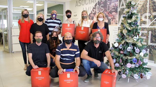 Los comercios de Santa Fe recibirán cajas navideñas con productos de la región para sortear e incentivar las ventas y el consumo