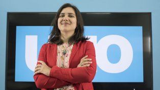 FLORENCIA GOMEZ.&nbsp;Por los medios: Lluvia de Noticias en Canal 6. Foto: Juan Manuel Hernández, fotógrafo del Diario UNO