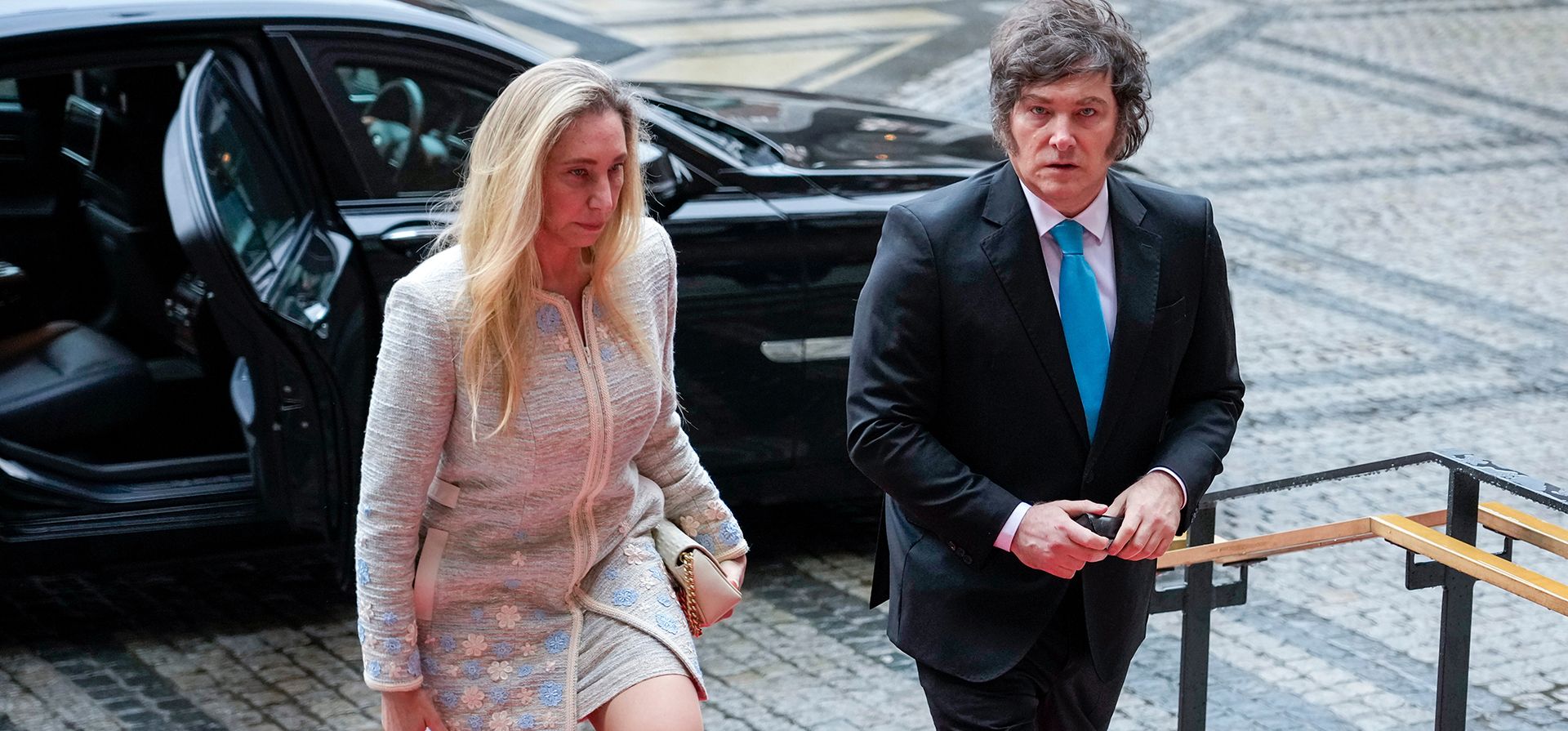 El presidente argentino, Javier Milei, y su pareja, Yuyito González, llegan al Ayuntamiento de Oslo antes de la ceremonia de entrega del Premio Nobel de la Paz, en Oslo, Noruega, el miércoles 10 de diciembre de 2025. (Gorm Kallestad/NTB Scanpix vía AP) El presidente argentino, Javier Milei, y su pareja, Yuyito González, llegan al Ayuntamiento de Oslo antes de la ceremonia de entrega del Premio Nobel de la Paz, en Oslo, Noruega, el miércoles 10 de diciembre de 2025. (Gorm Kallestad/NTB Scanpix vía AP)