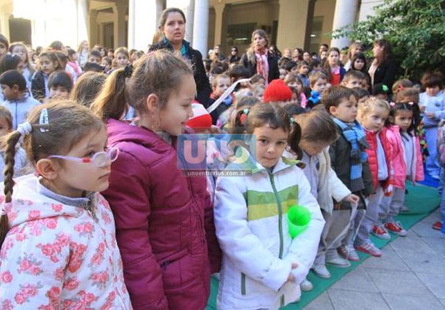 La Escuela Normal de Paraná ya festeja sus 145 años de historia