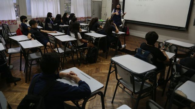 Dos de cada diez estudiantes del secundario aún tienen materias previas de la pandemia.