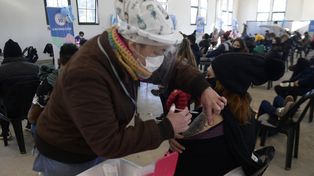 La campaña de vacunación avanza en el territorio santafesino.