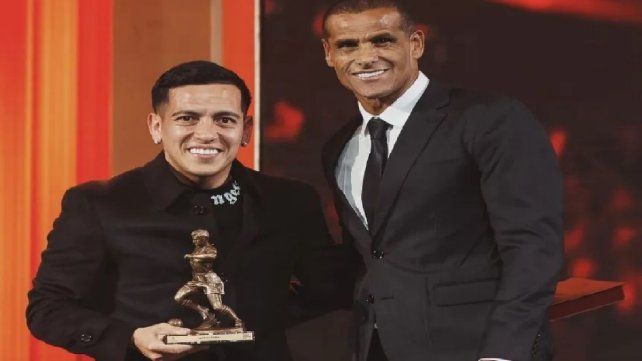 Esequiel Barco fue distinguido como el mejor jugador de la liga de Rusia.