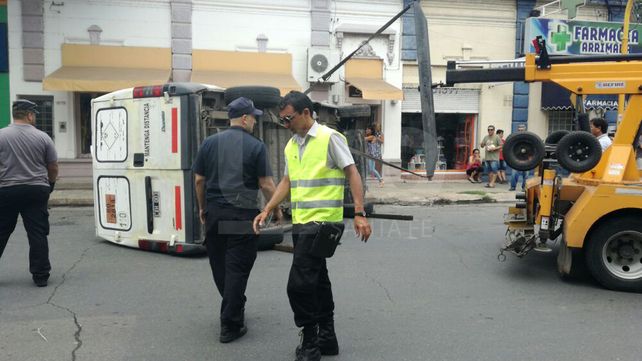 Cuádruple choque en Candioti Sur: uno de los vehículos trasladaba residuos patológicos
