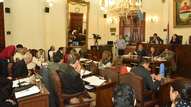 Ante el Concejo Deliberante, especialistas argumentaron los motivos del aumento del boleto urbano