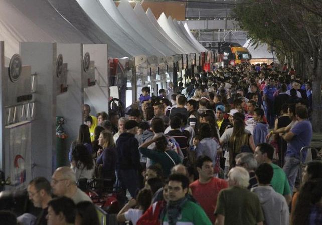 Súper TC2000: con Boxes Abiertos, empezó la fiesta en el Callejero