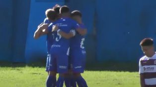 Octavio Rubarth aprovechó muy bien en el área de Atlas y le dio el 1 a 0 a Argentino en General Rodríguez.