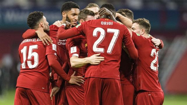 Los jugadores del equipo inglés festejan el pasaje a la final en Qatar.