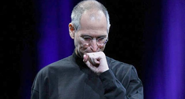 Steve Jobs eludi&oacute; una cirug&iacute;a que le hubiese salvado la vida