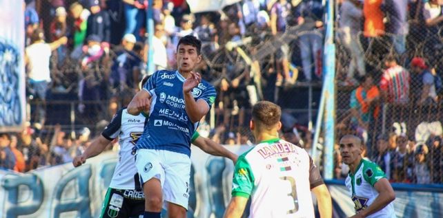 El increíble gol en contra que anotó un exjugador de Colón