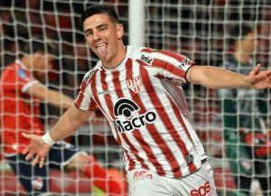 Instituto se floreó y goleó a Independiente en el Libertadores de América