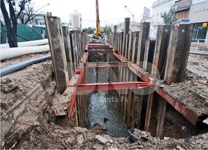 Socavón: comercios ubicados en Bulevar y Urquiza disminuyeron sus ventas en un 50%